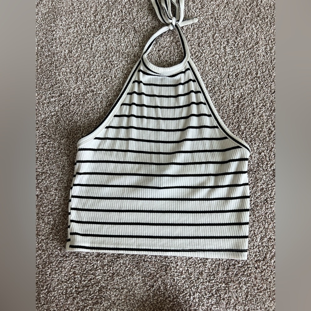 Halter crop top